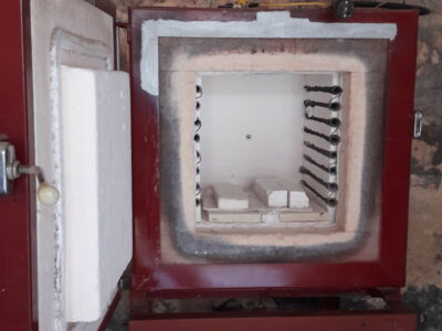 Four + table + prog West