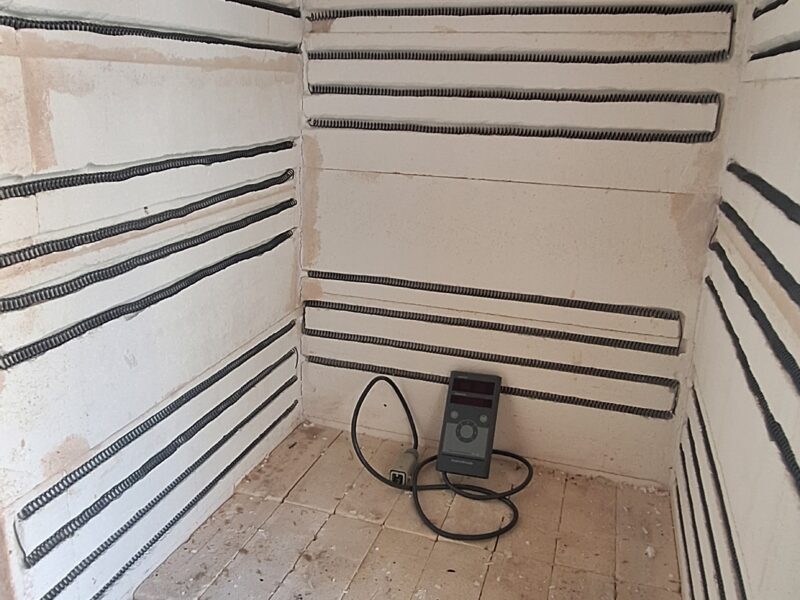 Four pour verrier / céramiste