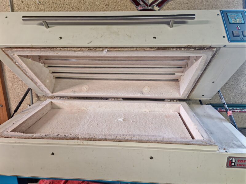 Four pour fusing thermoformage, stock de verres et autres