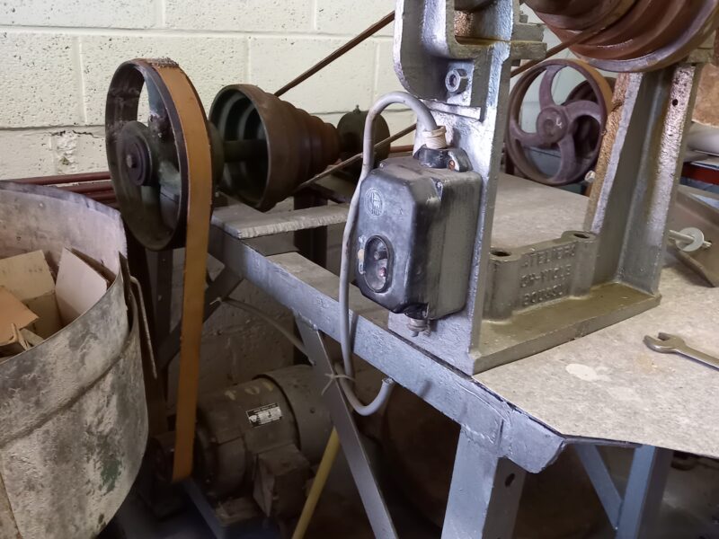 2 machines de taille